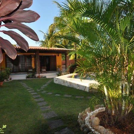 Casa Dois Gatos (Adults Only) Bed & Breakfast Cabo Frio Exterior photo