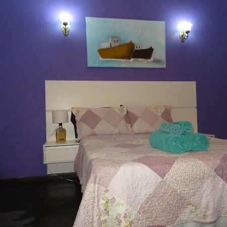 Casa Dois Gatos (Adults Only) Bed & Breakfast Cabo Frio Exterior photo